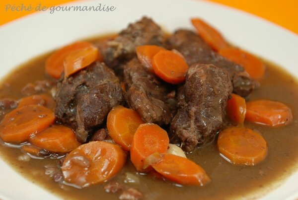 Le Boeuf Bourguignon  Un Classique de la Cuisine Française